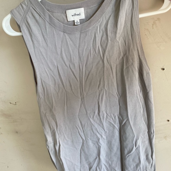 Aritzia Lot - Picture 8 of 11